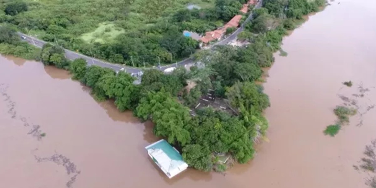 Corpo De Jovem De 25 Anos É Encontrado Boiando No Rio ParnaÍba Em Teresina 3526